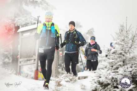 Zawodnicy na trasie Beskid Winter Trial